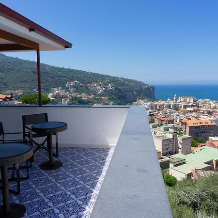 Appartamento In Villa Ariel Вико Екуензе Екстериор снимка