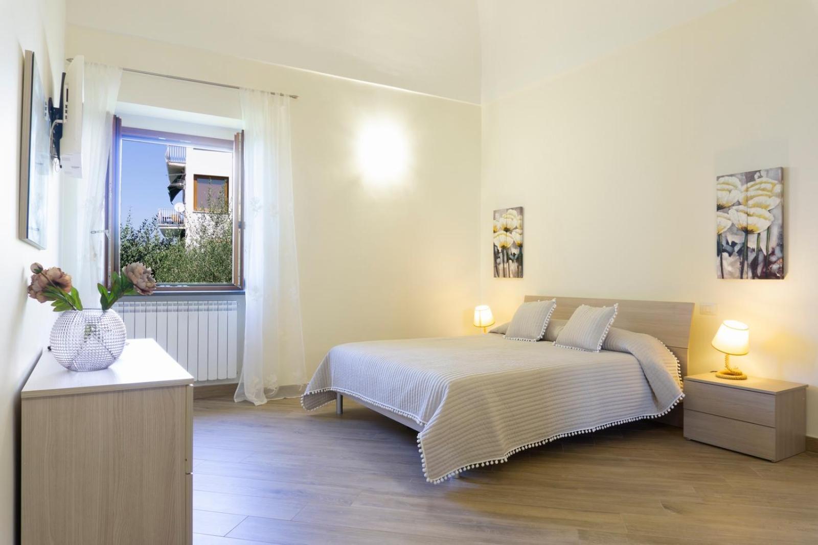 Appartamento In Villa Ariel Вико Екуензе Екстериор снимка